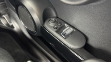 MINI Hatchback 1.5 Cooper Classic 3dr Auto Petrol Hatchback